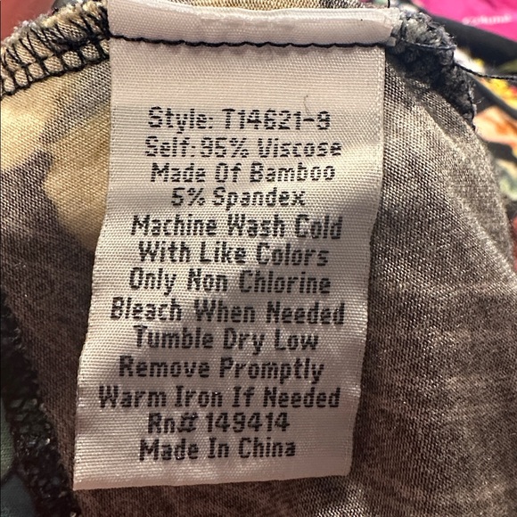 Johnny Was Women’s Floral Multicolor Women's Top Size XXL - Picture 5 of 5